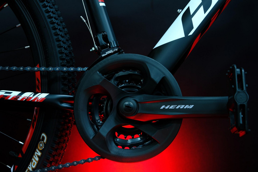 Heam Alpha 200 Матовый Чёрный/Красный рама 17 (на рост 155-173)