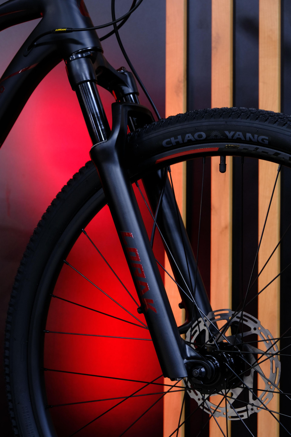 LORAK MT 29 - 3000 Матовый Чёрный/Красный рама 19 (на рост 172-183)